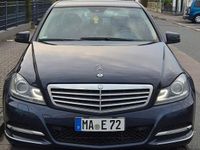 Gebraucht Mercedes C350 Elegance 306 PS (225 kW) 2011 Blau Limousine