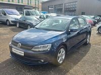Gebraucht VW Jetta Trendline 105 PS (77 kW) 2012 Blau Limousine