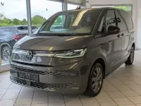 Gebraucht VW Multivan Life 150 PS (110 kW) 2023 Grau Van / Kleinbus