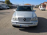 Gebraucht Mercedes ML270 163 PS (119 kW) 2003 Grau SUV