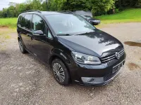 Gebraucht VW Touran 105 PS (77 kW) 2011 Schwarz Van / Kleinbus