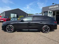 Gebraucht BMW 520 M Sport 197 PS (144 kW) 2024 Schwarz Kombi