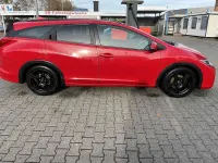 Gebraucht Honda Civic Elegance 120 PS (88 kW) 2015 Rot Kombi