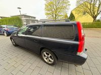 gebraucht Volvo V70 2.4 D DPF Aut. Momentum