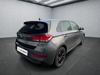 Gebraucht Hyundai i30 160 PS (117 kW) 2021 Grau Kleinwagen