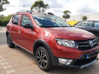 Gebraucht Dacia Sandero Prestige 90 PS (66 kW) 2013 Rot Limousine