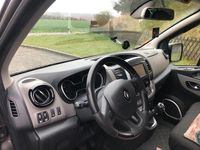 Second-hand Renault Traffic 145 CP (106 kW) 2016 Gri Monovolum