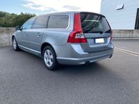 gebraucht Volvo V70 D5 Momentum Geartronic Euro5