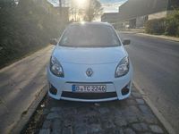 Second-hand Renault Twingo Expression 75 CP (55 kW) 2011 Alb Hatchback