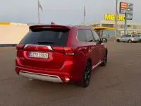 Gebraucht Mitsubishi Outlander P-HEV Top 224 PS (164 kW) 2021 Rot SUV