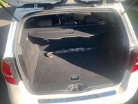 Gebraucht Mercedes B180 109 PS (80 kW) 2018 Weiß Van / Kleinbus