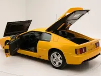 Używany Lotus Esprit 268 KM (197 kW) 1993 Żółty Coupe