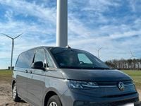 Gebraucht VW T7 150 PS (110 kW) 2024 Grau Van