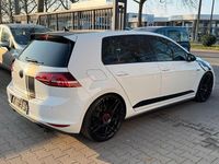 Gebraucht VW Golf VII GTI 220 PS (161 kW) 2016 Weiß Limousine