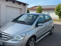 Gebraucht Mercedes B180 108 PS (79 kW) 2007 Silber Van / Kleinbus