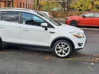 Gebraucht Ford Kuga Titanium 140 PS (102 kW) 2010 Weiß SUV