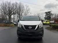 Gebraucht Nissan NV300 145 PS (106 kW) 2017 Weiß Van