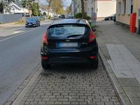Gebraucht Ford Fiesta 82 PS (60 kW) 2011 Schwarz Kleinwagen
