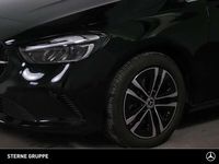 Gebraucht Mercedes B250e Progressive 218 PS (160 kW) 2024 Lack kosmosschwarz Van / Kleinbus