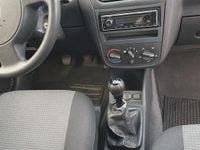 Gebraucht Opel Combo 94 PS (69 kW) 2006 Weiß Van / Kleinbus