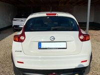 Gebraucht Nissan Juke Acenta 117 PS (86 kW) 2011 Weiß SUV