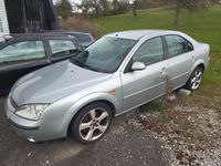 Gebraucht Ford Mondeo 145 PS (106 kW) 2001 Silber Limousine
