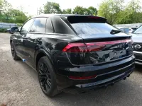 Neu Audi Q8 Comfort 286 PS (210 kW) 2026 Schwarz SUV