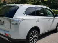 Gebraucht Mitsubishi Outlander Classic Collection Plus 150 PS (110 kW) 2015 Weiß SUV