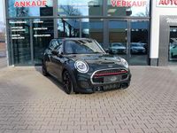 Gebraucht Mini John Cooper Works Coupé 231 PS (169 kW) 2020 Rebel green Coupé