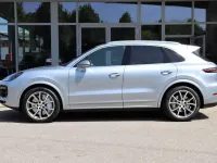 Gebraucht Porsche Cayenne Turbo 549 PS (403 kW) 2020 Silber SUV