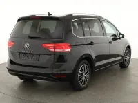 Neu VW Touran Comfortline 150 PS (110 kW) 2026 Grenadillschwarz metallic Van / Kleinbus
