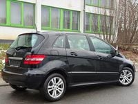 Gebraucht Mercedes B180 109 PS (80 kW) 2010 Schwarz Van / Kleinbus