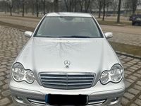 Gebraucht Mercedes C200 122 PS (89 kW) 2006 Grau Limousine