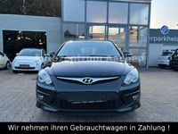 Gebraucht Hyundai i30 90 PS (66 kW) 2012 Schwarz Limousine