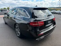 Gebraucht Mercedes E200 Avantgarde 160 PS (117 kW) 2023 Schwarz Limousine