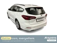 Gebraucht Ford Focus ST-Line 120 PS (88 kW) 2023 Frostweiß Kombi