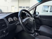 Gebraucht Opel Zafira 125 PS (91 kW) 2002 Schwarz Van / Kleinbus