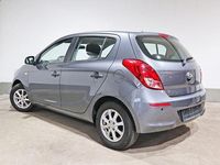 Gebraucht Hyundai i20 Classic 86 PS (63 kW) 2014 Grau Kleinwagen