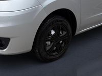 Gebraucht Nissan Evalia Tekna 110 PS (80 kW) 2017 Silver (m) silbermet. Van / Kleinbus