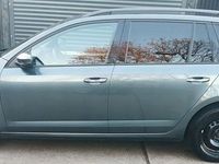 Gebraucht Skoda Octavia 110 PS (80 kW) 2016 Grau Kleinwagen