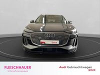 Gebraucht Audi Q6 e-tron Ambiente 225 kW (306 PS) 2025 Magnetgrau SUV