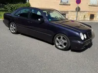 Gebraucht Mercedes E240 Elegance 170 PS (125 kW) 2000 Violet Limousine