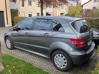 Gebraucht Mercedes B170 116 PS (85 kW) 2009 Beige Van / Kleinbus