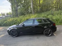 Gebraucht Audi A3 Sportback Ambiente 110 PS (80 kW) 2015 Schwarz Kleinwagen