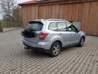 Gebraucht Subaru Forester 147 PS (108 kW) 2016 Silber SUV