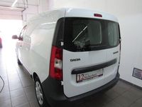 Gebraucht Dacia Dokker 102 PS (75 kW) 2019 Weiß Van / Kleinbus