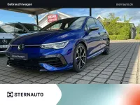 Usata VW Golf VIII R 333 CV (244 kW) 2023 Blu Berlina