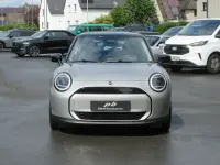 Gebraucht Mini Cooper Classic 135 kW (184 PS) 2024 Melting silver iii Kleinwagen