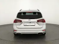 Nowe Ford Focus ST-Line X 155 KM (114 kW) 2025 Srebrny Sedan/Limuzyna