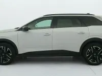 Gebraucht Peugeot 5008 Allure 136 PS (100 kW) 2025 Blanc okenite SUV